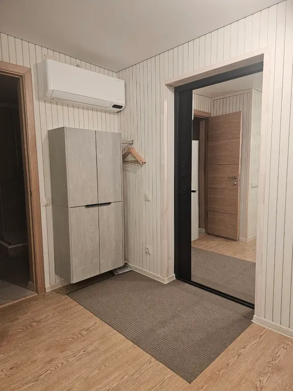 Вилла Nelli с видом на озеро и зоной барбекю среди каменной россыпи