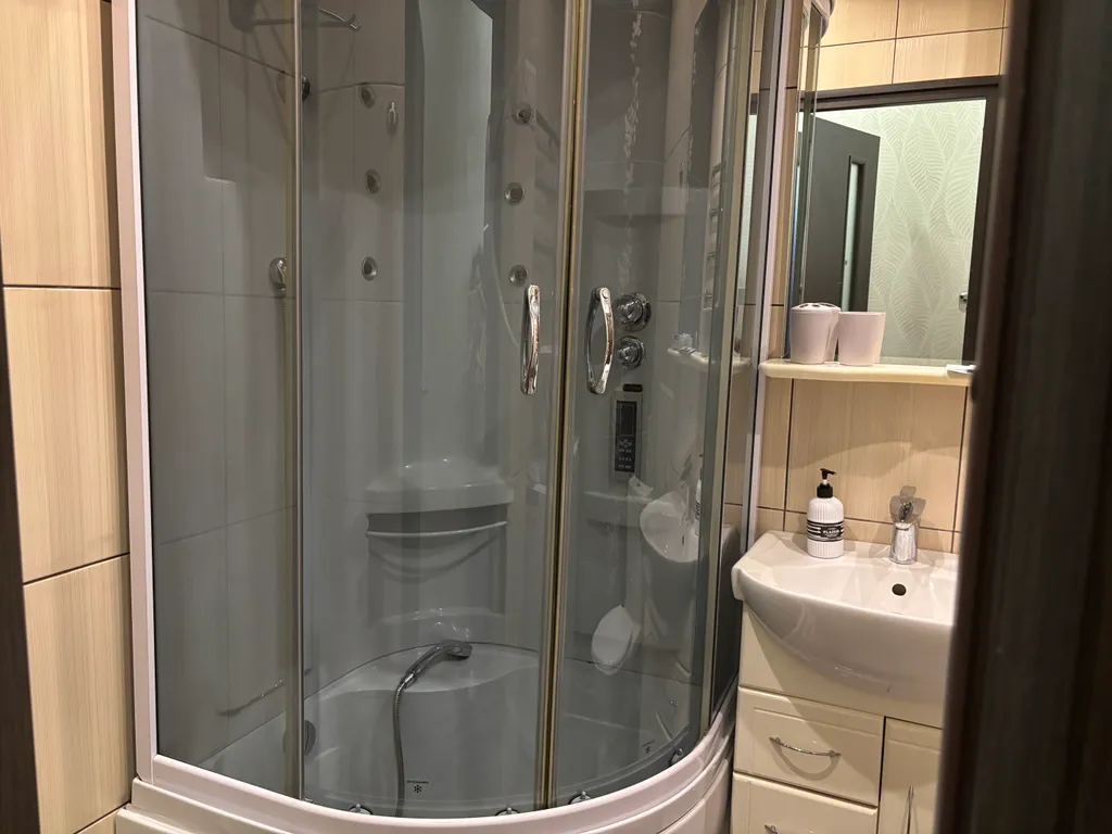 В центре Уютная квартира рядом с жд вокзалом.