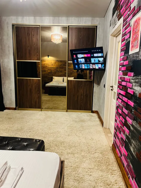 Дом с бассейном