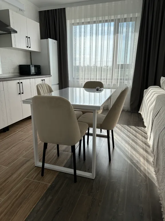 Апартаменты на Академической №20