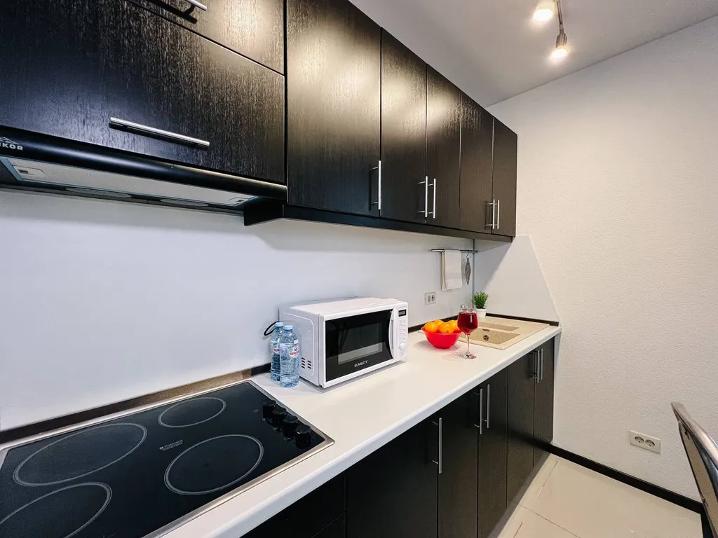 Комфортные двухкомнатные апартаменты в спальном районе города