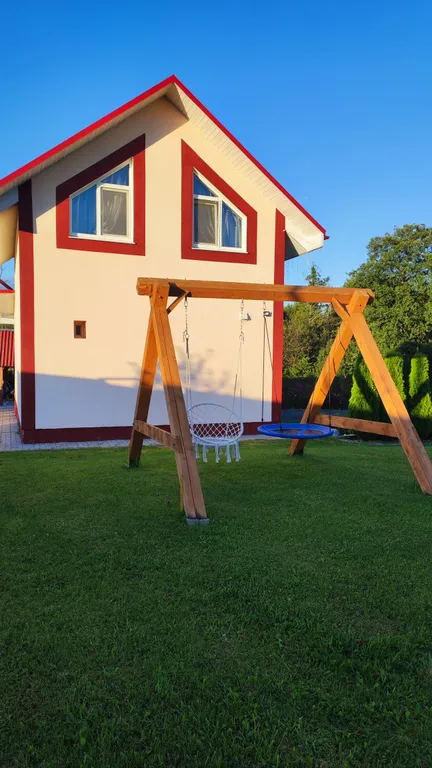 Агроусадьба с баней, на реке Птичь под Минском, с прудом