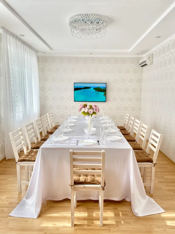 Коттедж с баней и теплым бассейном