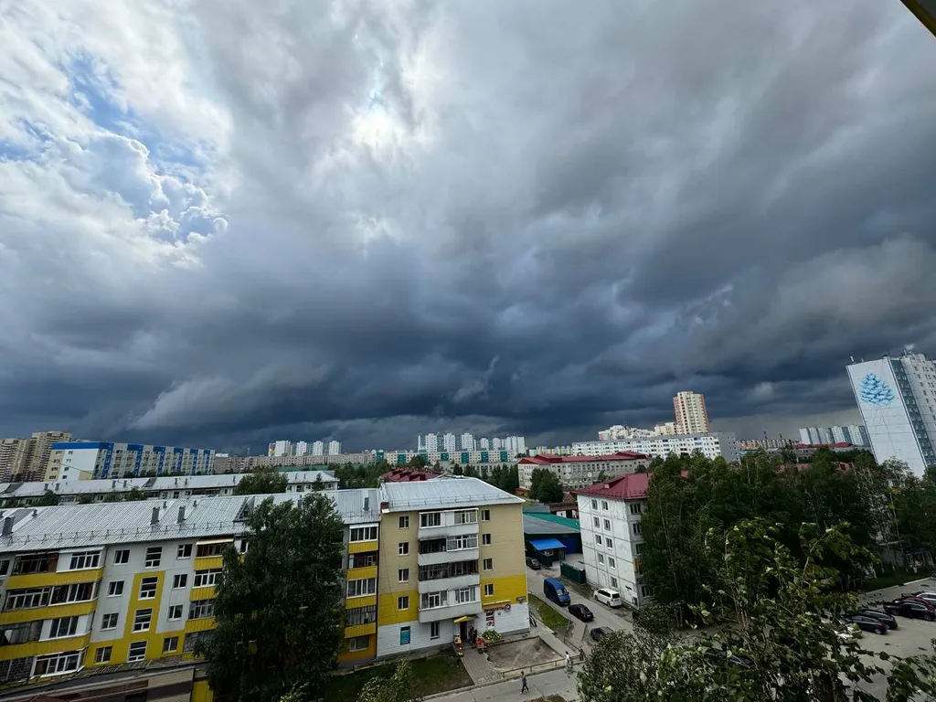 Апартаменты с балконом на 8 этаже