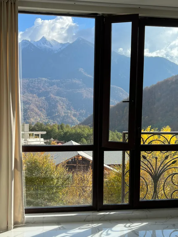 Апартаменты с видом на горы