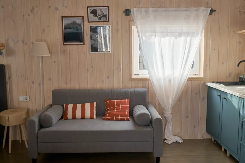 Домик у леса в центре Зелёной Поляны