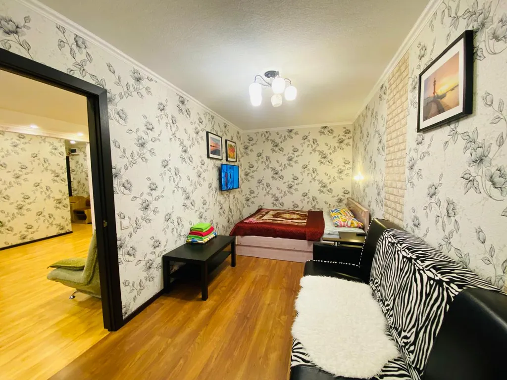 2-комнатная квартира в центре города с отличным ремонтом