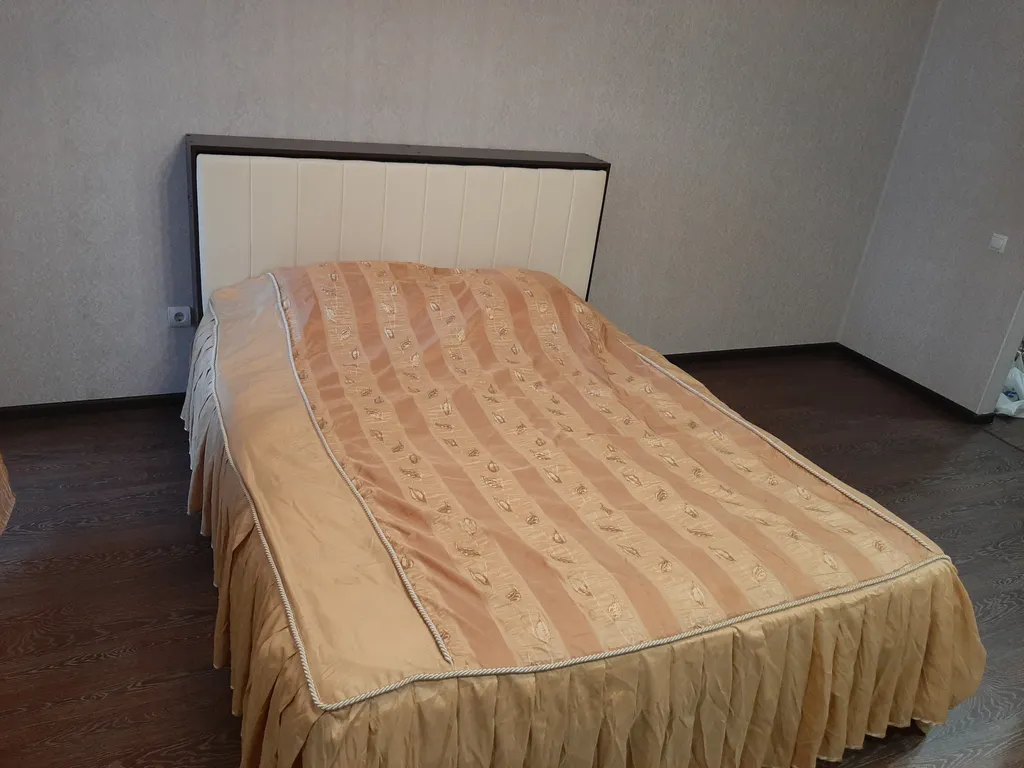 Квартира-студия с новым ремонтом, в самом удобном месте города — аренда посуточно в Абакан