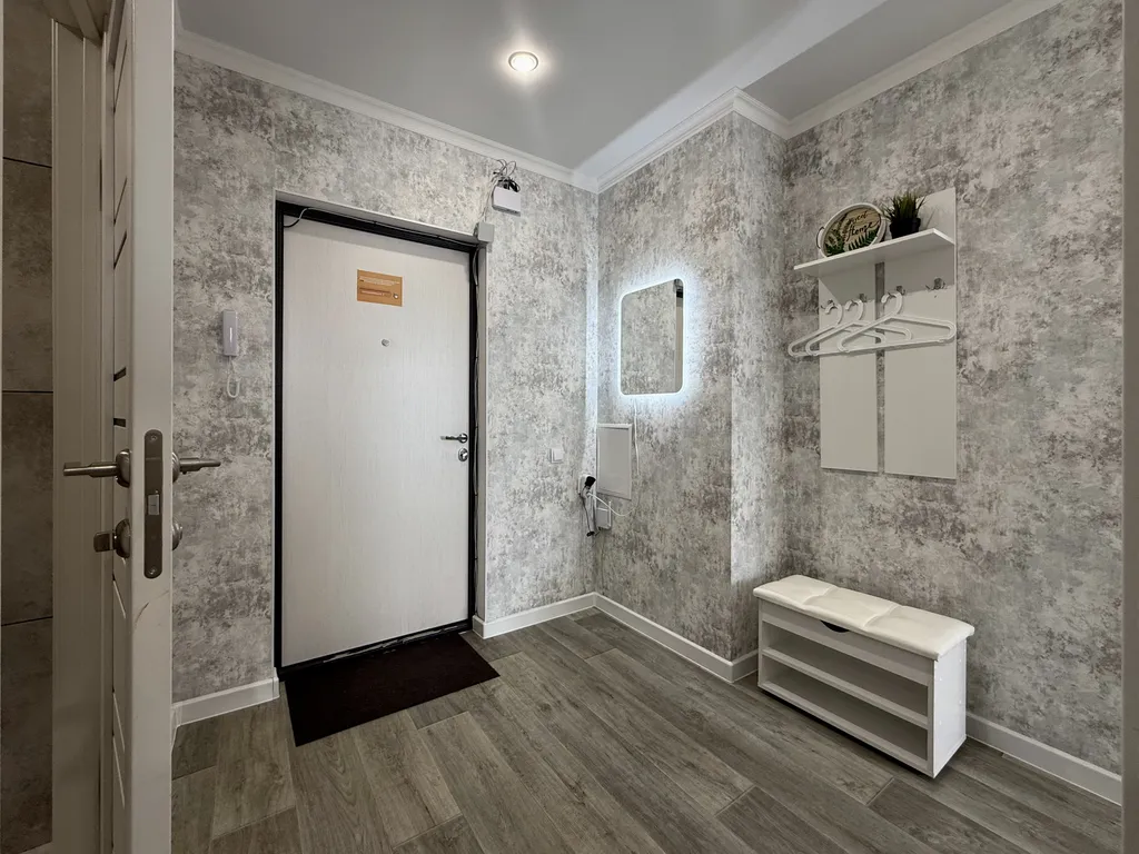 Евро-двушка рядом с Городом Еды