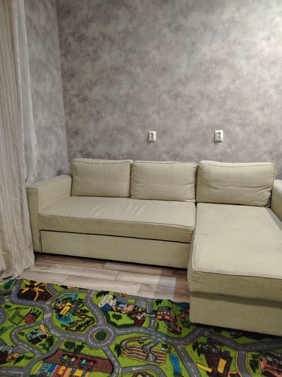 Евротрешка у ЖД вокзал и зоопарка