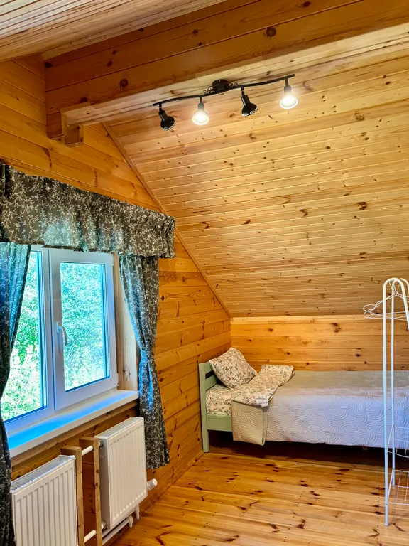 Дом и баня у озера Баглачевские дачи