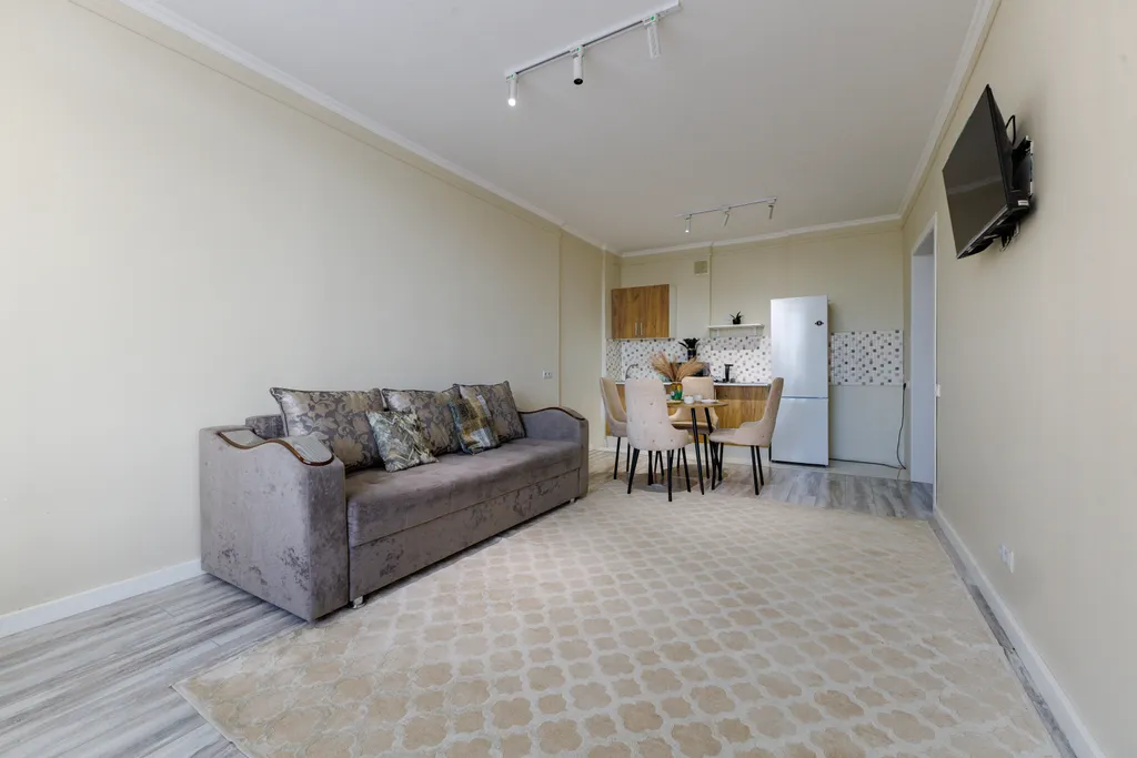 Чистая Квартира с кондиционером в центре Астаны