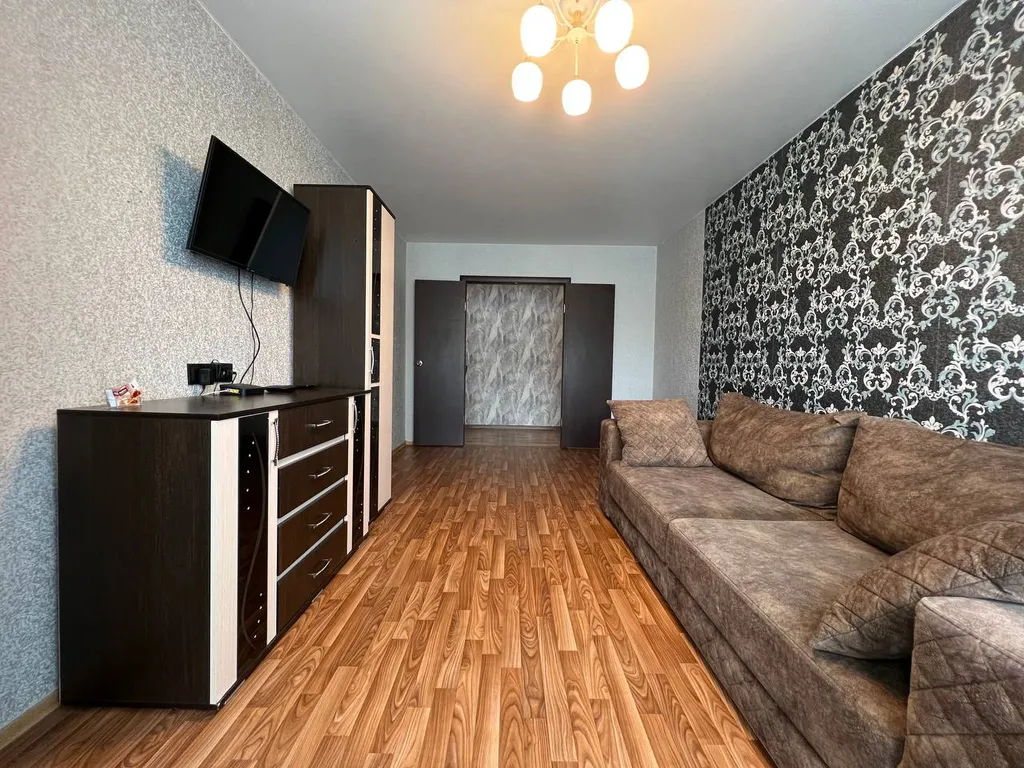 Трёхкомнатные апартаменты в центре Автозаводского района