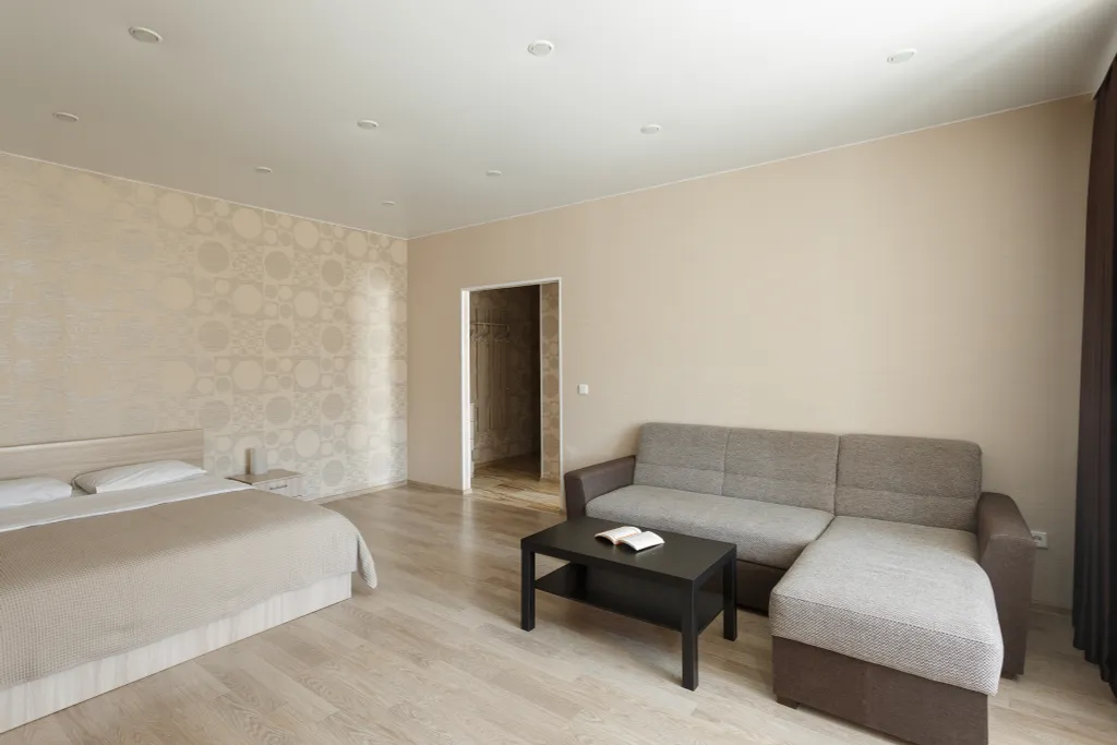 "Хочу приехать" на Чехова 18 1 эт.