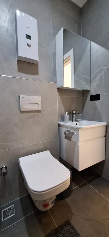 Новая уютная квартира в центре города, на пляже Клеопатра, с бассейном