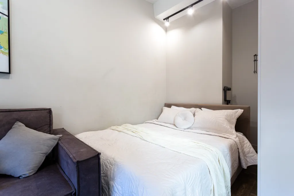 Стильная студия Кватро 152 с террасой и кофемашиной