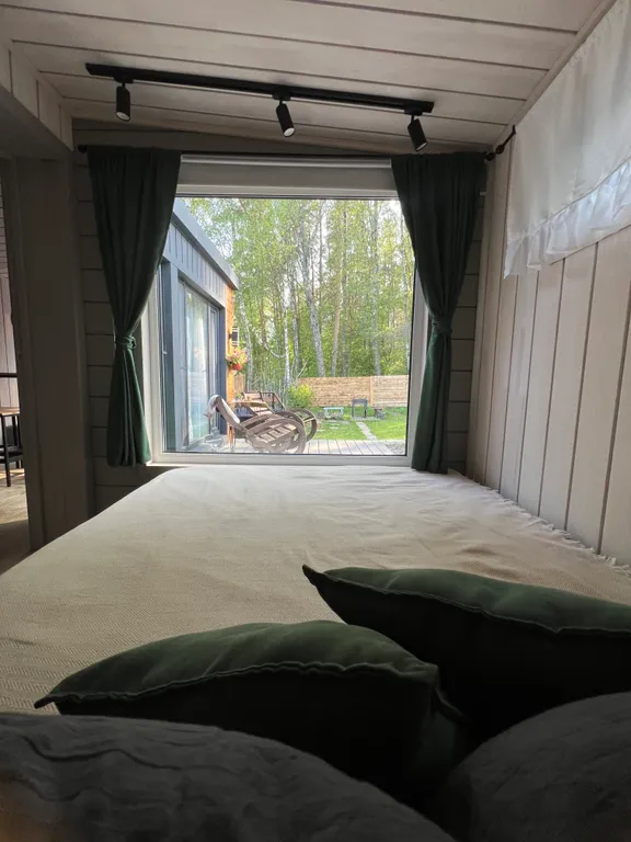 Уютный лесной домик с баней — отдых мечты