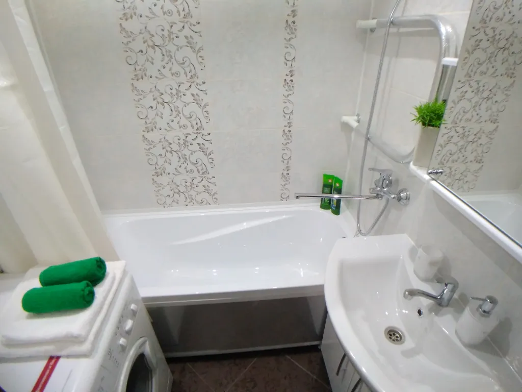 1-комнатная возле ТЦ Корона