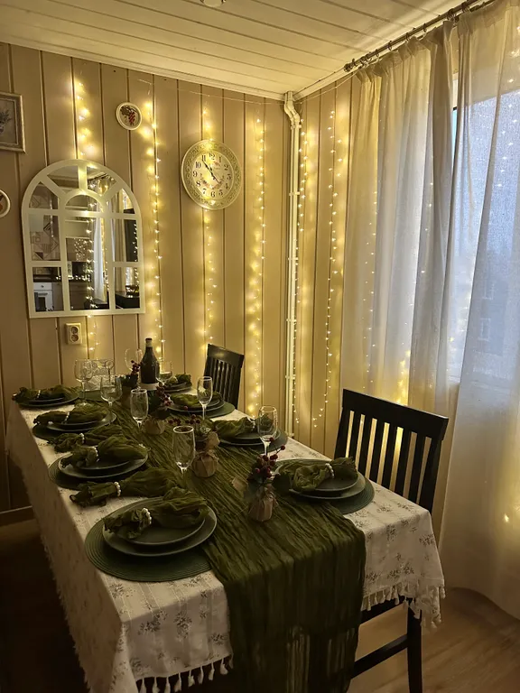 Большой дом с баней на участке