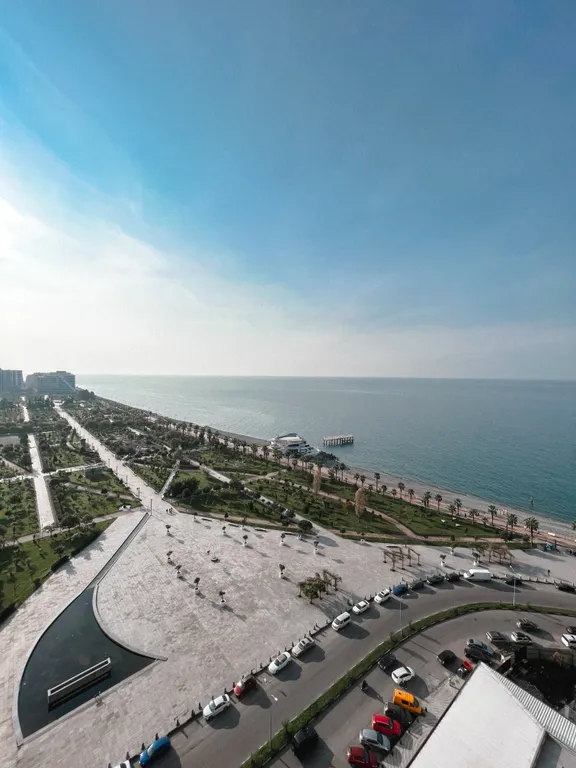 Апартаменты с шикарным видом на море и парк