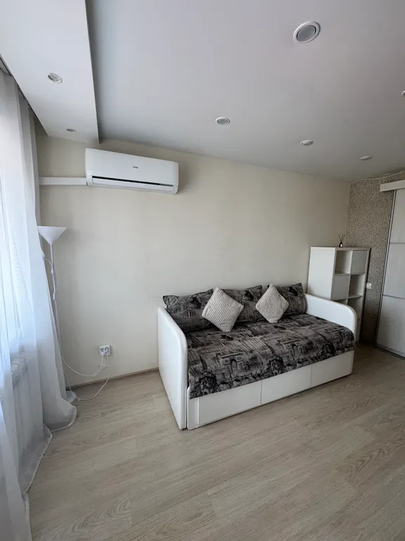 2-комнатная квартира на набережной