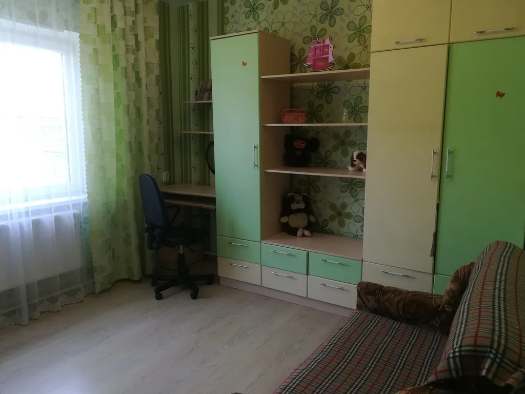 4-комнатный Дом