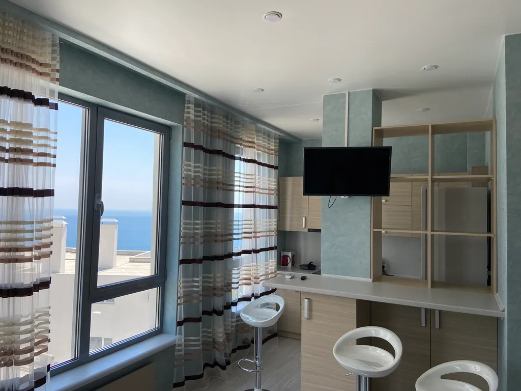 Квартира Стильные 2-комнатные аппартаменты с видом на горы и море — аренда посуточно в Гаспра