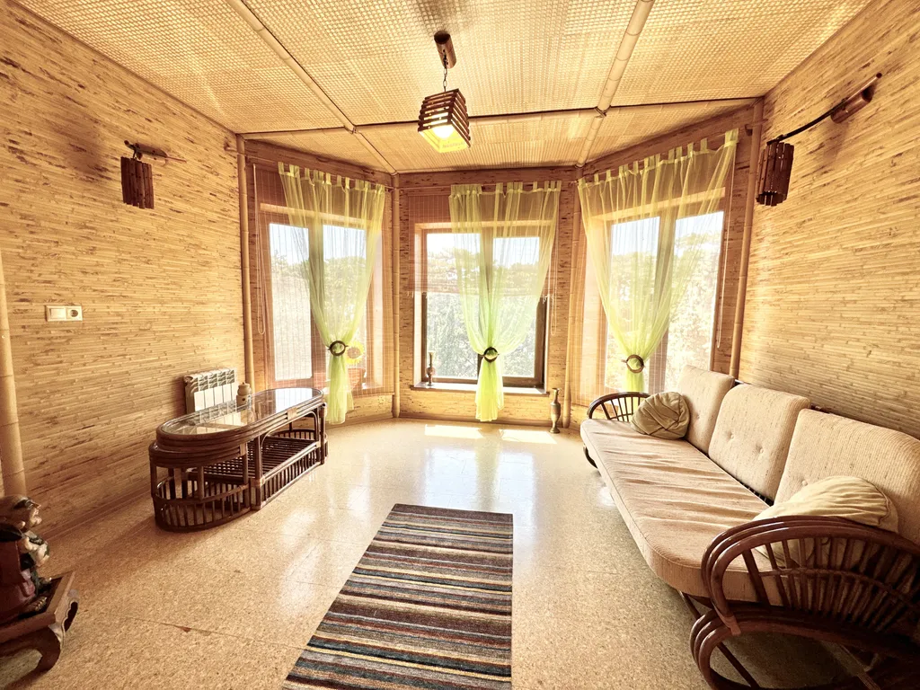 Шикарный дом в заповедной зоне в Ялте