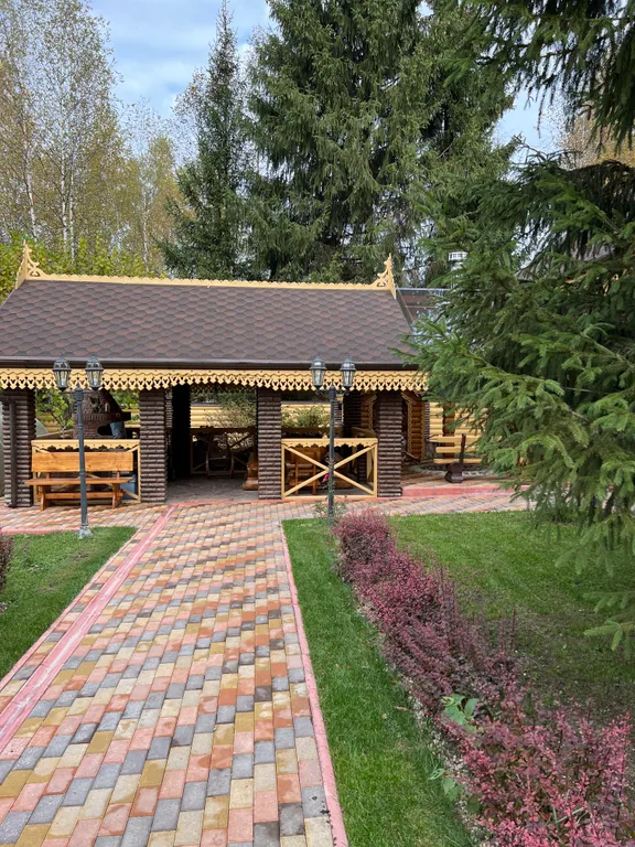 Терем в лесу