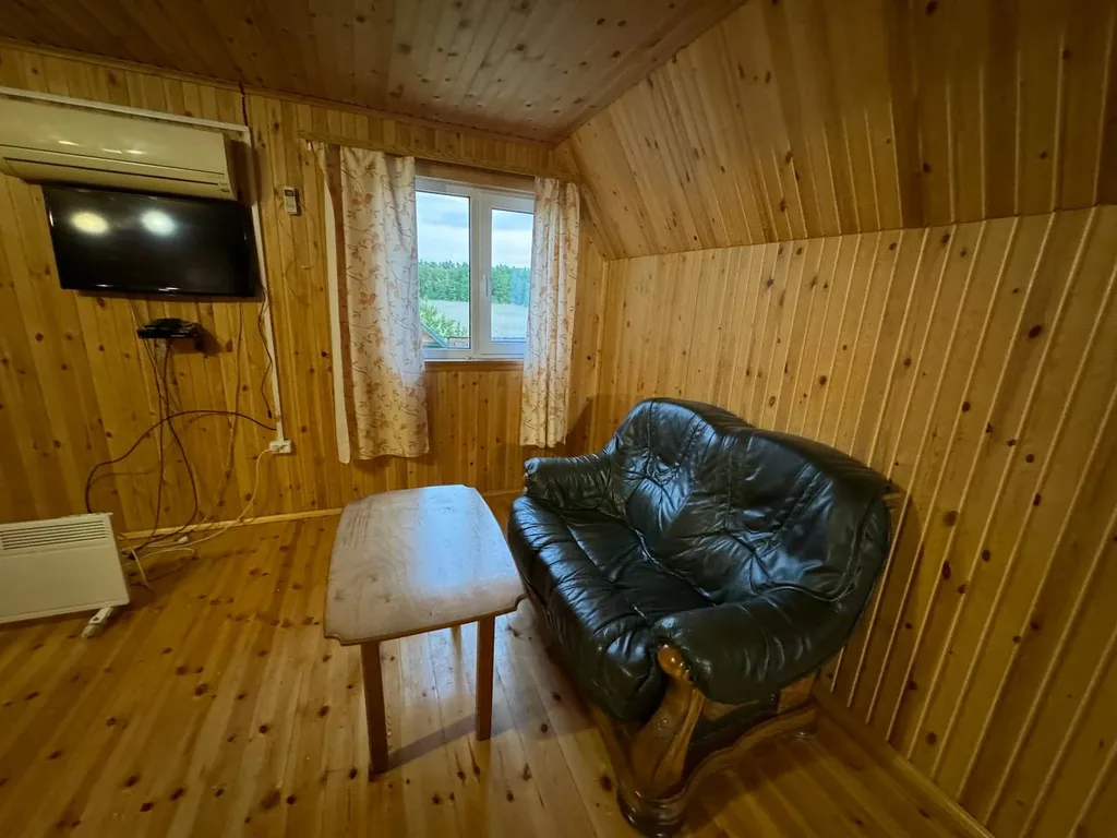 Усадьба Гусли, Кедр