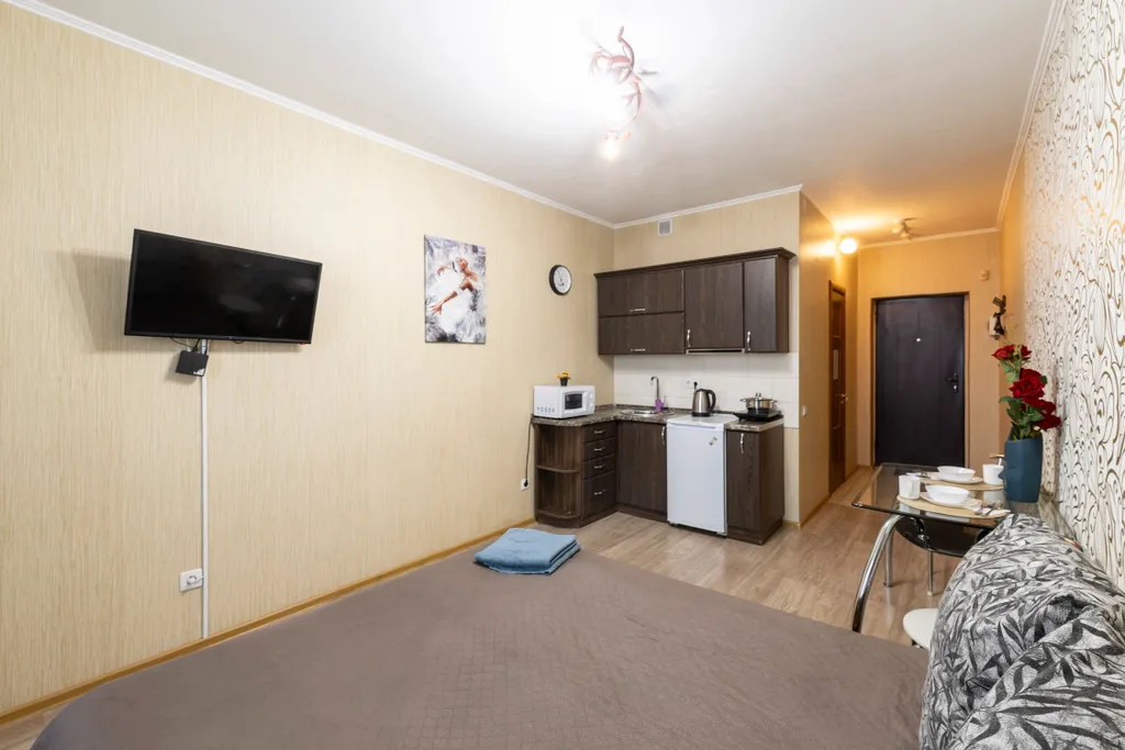 Чистая студия с отличным расположением