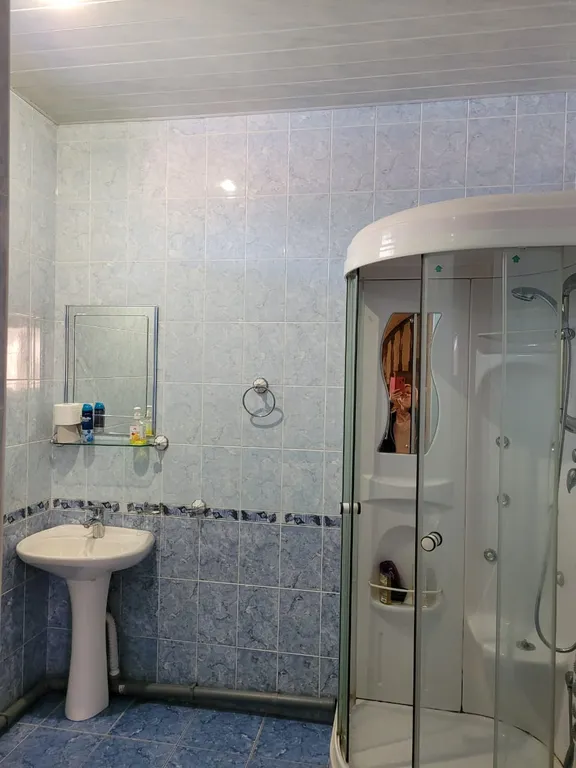 Уютный просторный дом на Крутой