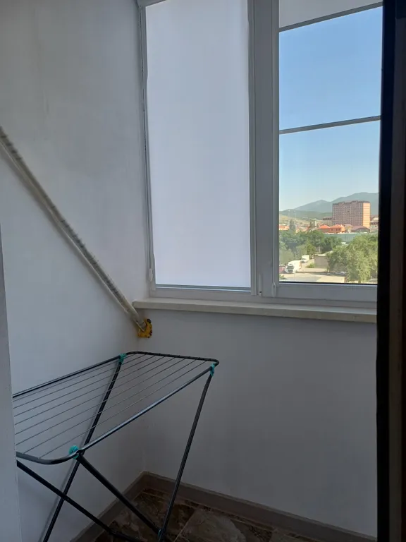 Уютная квартира с видом на горы, покрытые лесом