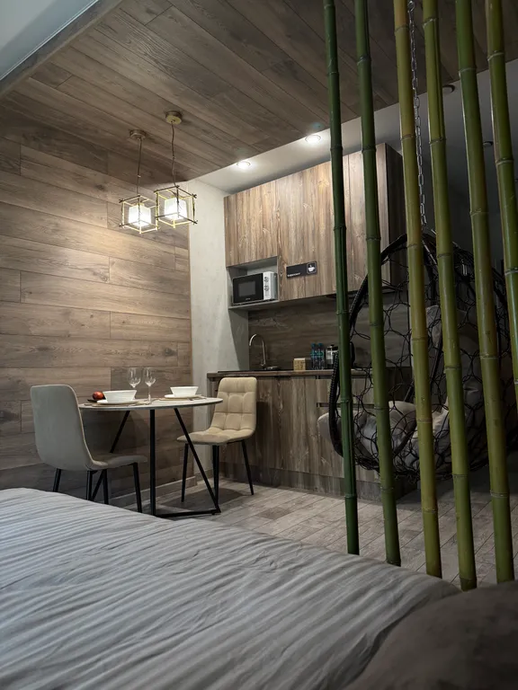 Уютная студия рядом с лесом