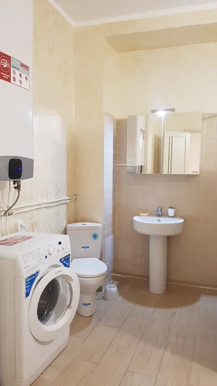 Двухкомнатная квартира на берегу моря