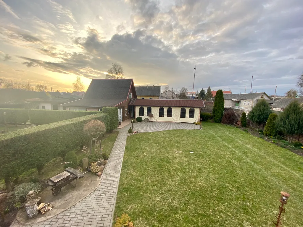 Дом для большой компании возле Мирского замка