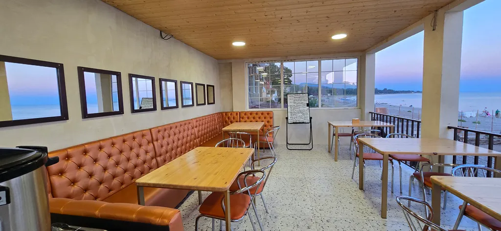 Квартира Люкс с панорамным видом на чёрное море и балконом — аренда посуточно в Гудаута