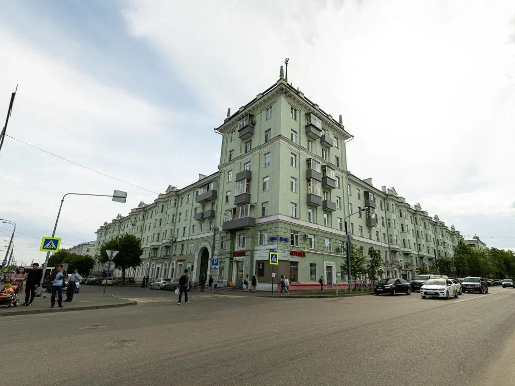 Квартира Квартира Двухуровневый апартамент рядом с метро и парком Крылья Советов — Казань