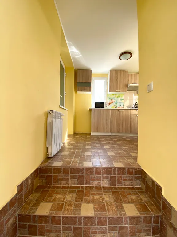 Семейный трехместный комфорт со своей кухней в загородном  доме