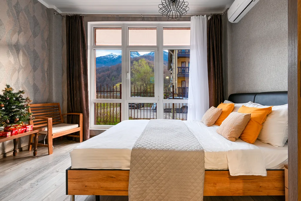 Квартира с отдельной спальней и видом на горы Я на Море