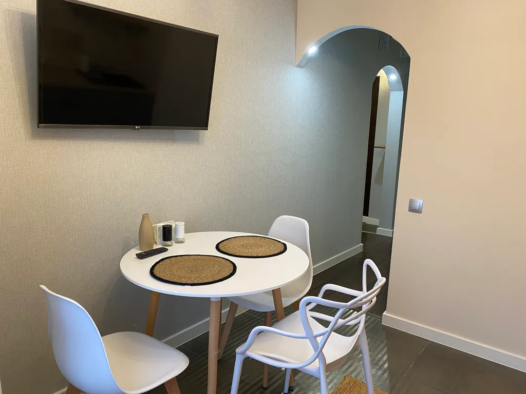 Квартира 1-комнатная квартира возле Первой Башни и Командора — Красноярск