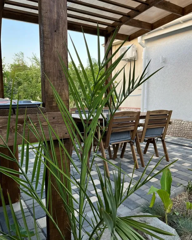 Коттедж Гостевой дом в Байдарской долине. Севастополь. Выгодно.	КizilНоusе — Кизиловое