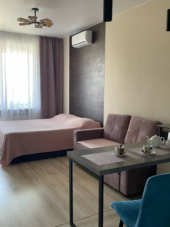 Квартира Новая студия с видом на город возле ТЦ Коллаж — аренда посуточно в Пенза