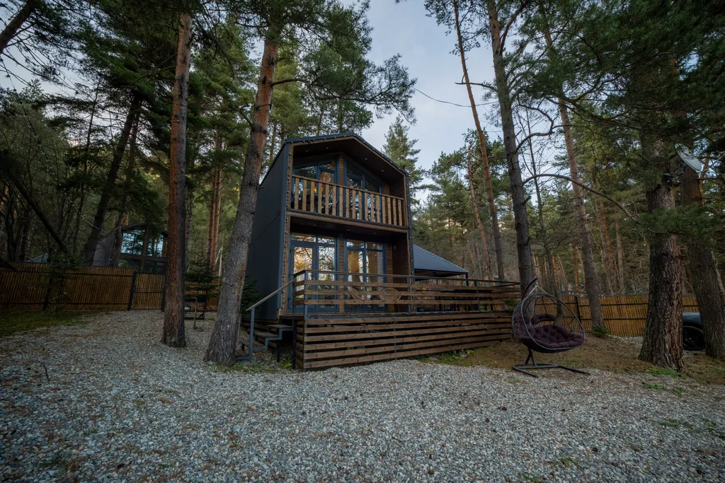 Коттедж на 6-7 человек с частной территорией и джакузи Aspen Bloom