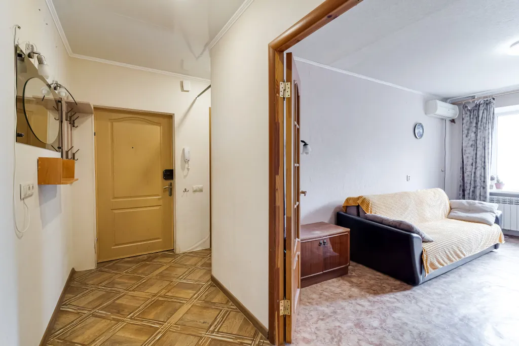 Квартира Трехкомнатная квартира — Ростов-на-Дону