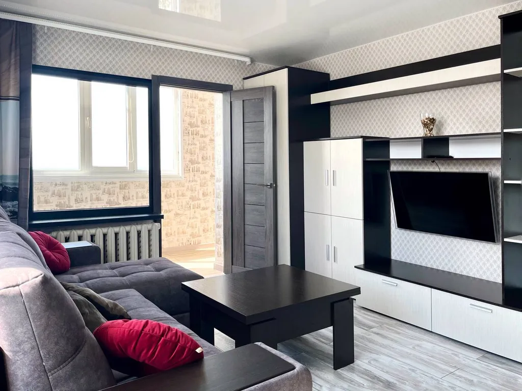 Двухкомнатная с видом на море