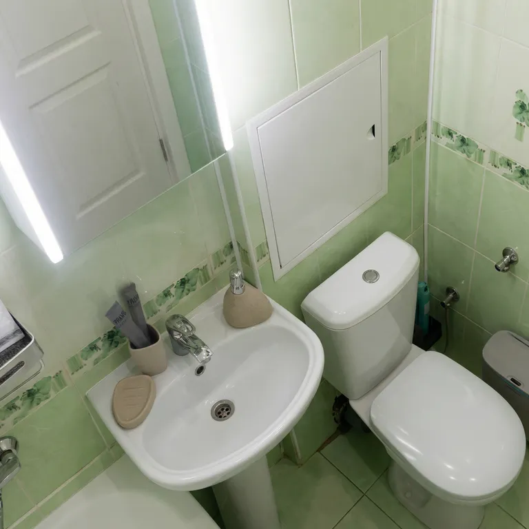 Стильная светлая квартира у Комаровского рынка