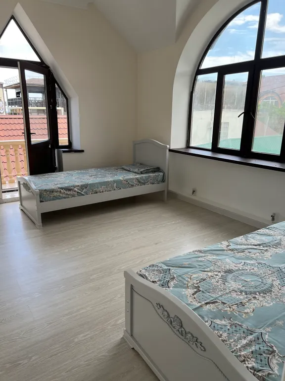 Уютный дом на море