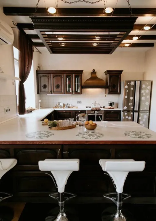 8-комнатный Дом