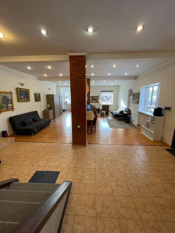 Улучшенный номер с балконом и стильной ванной комнатой